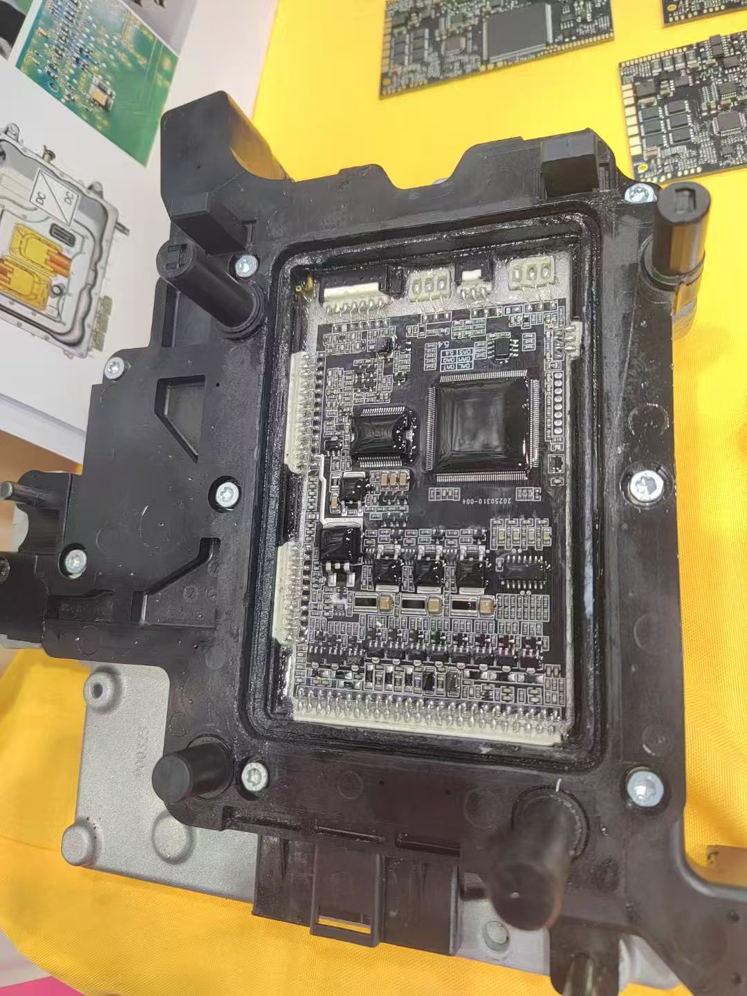 Perbaikan Drivetrain 0AM DQ200 - Electronic Repair ulasan dan harga